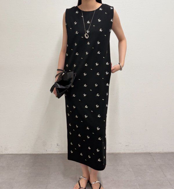  「【@iristagramuuコラボ】ショルダータック刺繍ワンピース」|ワンピース|