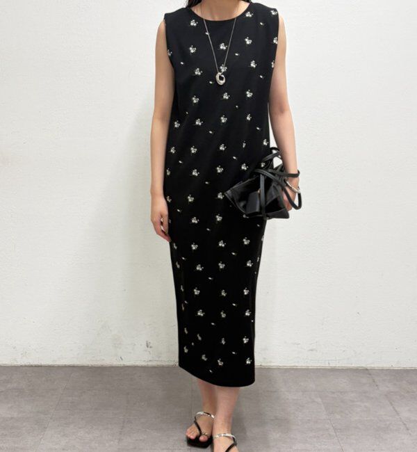  「【@iristagramuuコラボ】ショルダータック刺繍ワンピース」|ワンピース|