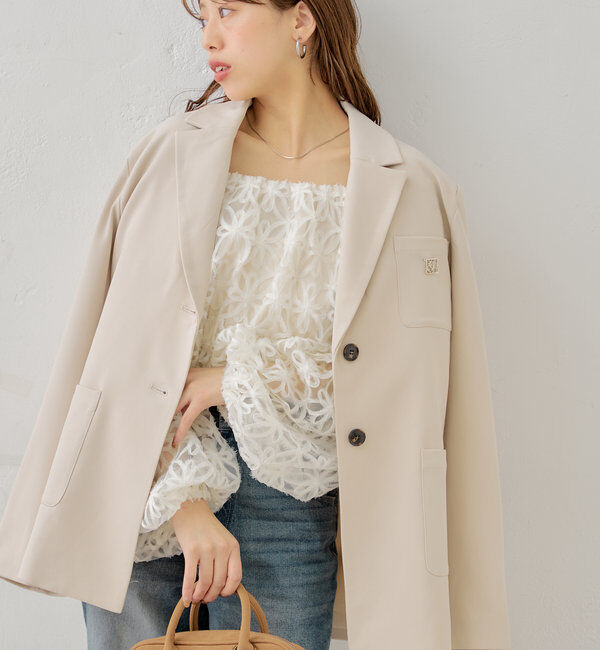  「ロゴブローチ付きオーバーシングルジャケット」|テーラードジャケット|アイボリー