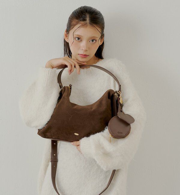  「ポーチチャーム付きスエードコンビボストンバッグ」|ボストンバッグ|