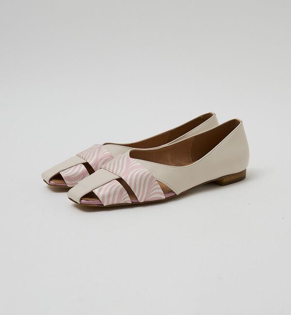 AU BANNISTER「【シルクネクタイ生地使用】グルカモチーフ フラットパンプス」|パンプス|