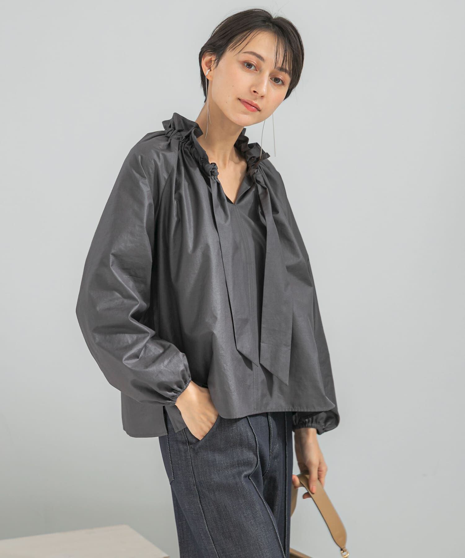 URBAN RESEARCH ROSSO「フリルネックシャツブラウス」|シャツ・ブラウス|