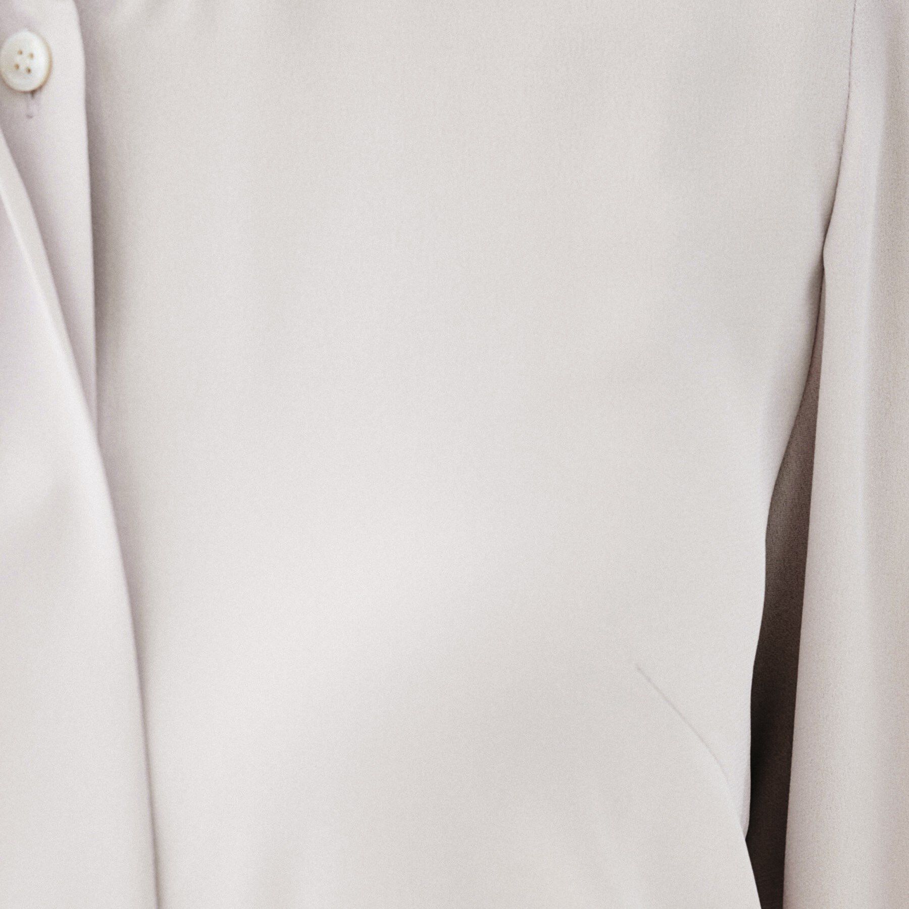 UNTITLED「【通勤/インナーブラウス】幾何柄ボウタイブラウス」|シャツ・ブラウス|