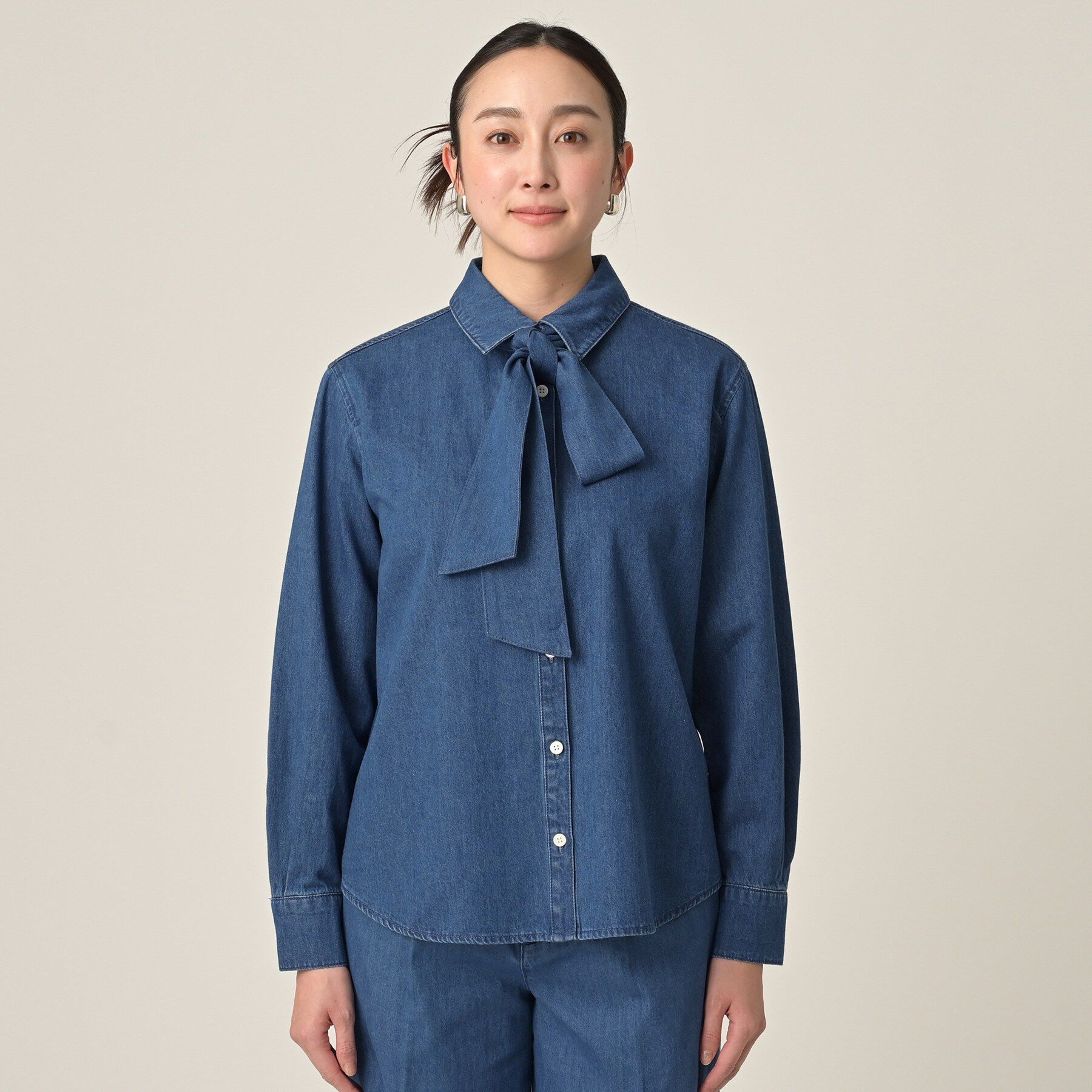 UNTITLED「ライトウェイトデニムブラウス」|シャツ・ブラウス|