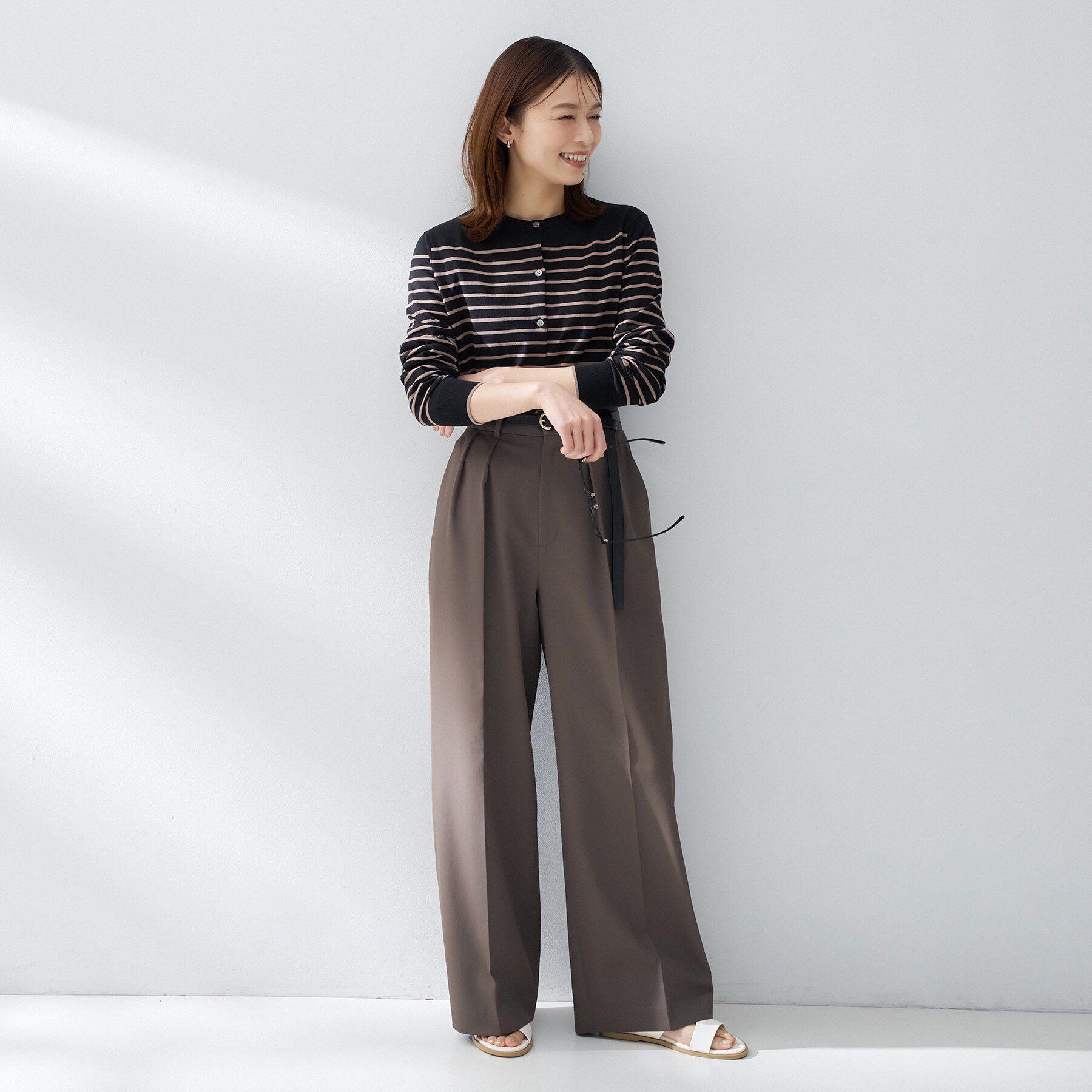 UNTITLED「コットンクルーネックカーディガン」|カーディガン|