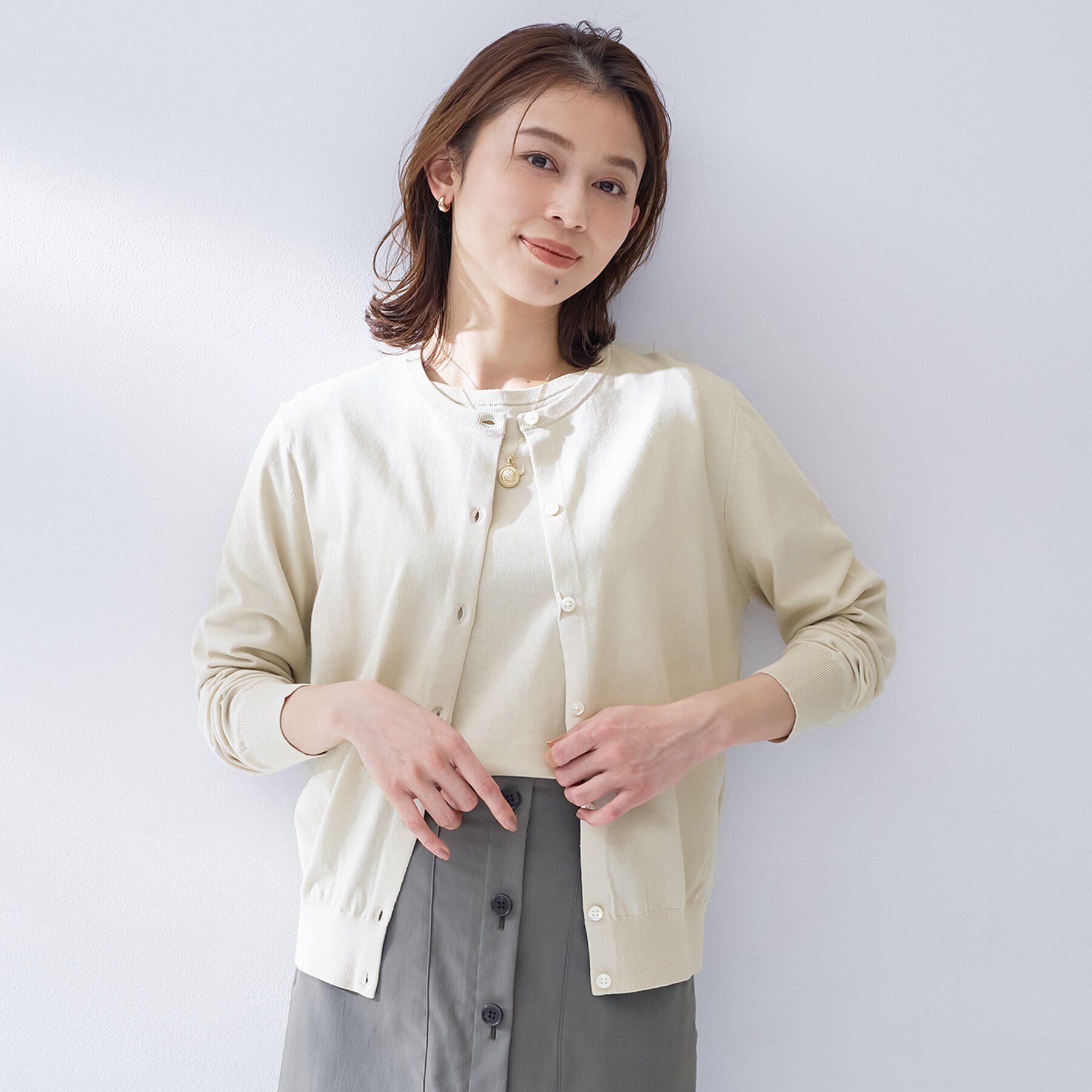 UNTITLED「コットンクルーネックカーディガン」|カーディガン|