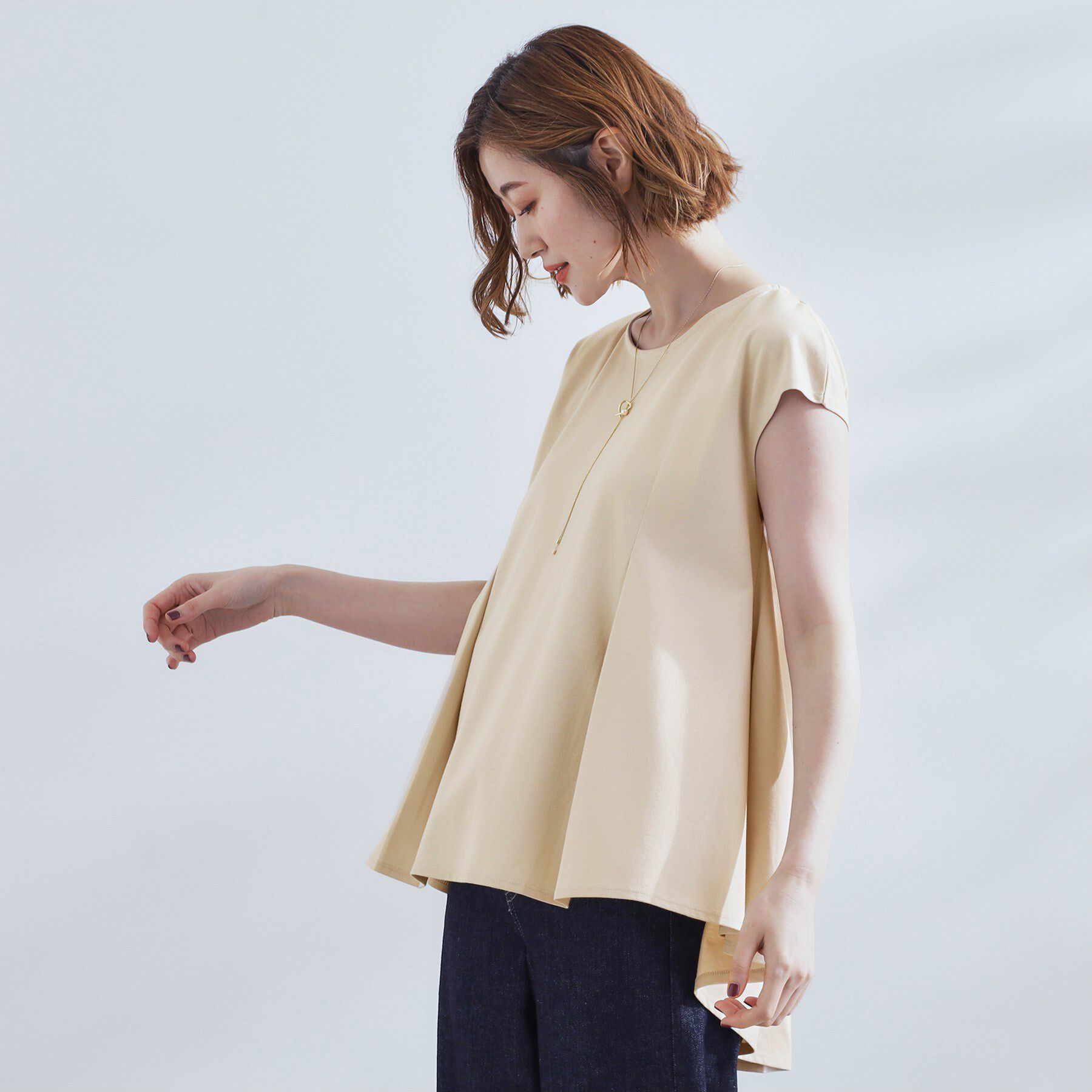 grove「すっきり見え　ペプラムフレンチスリーブカットソー」|Tシャツ・カットソー|グレージュ(050)