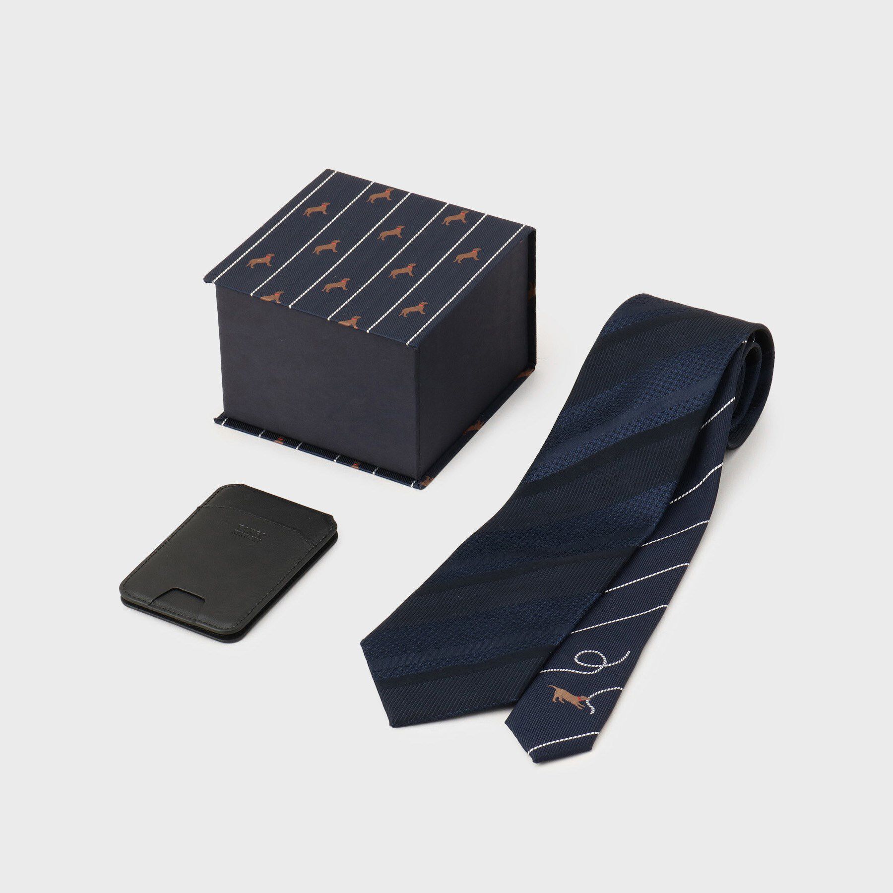 TAKEO KIKUCHI「【スマホスタンド機能付きパスケース】プレイフルチェンジネクタイBOX」|ネクタイ・蝶ネクタイ|