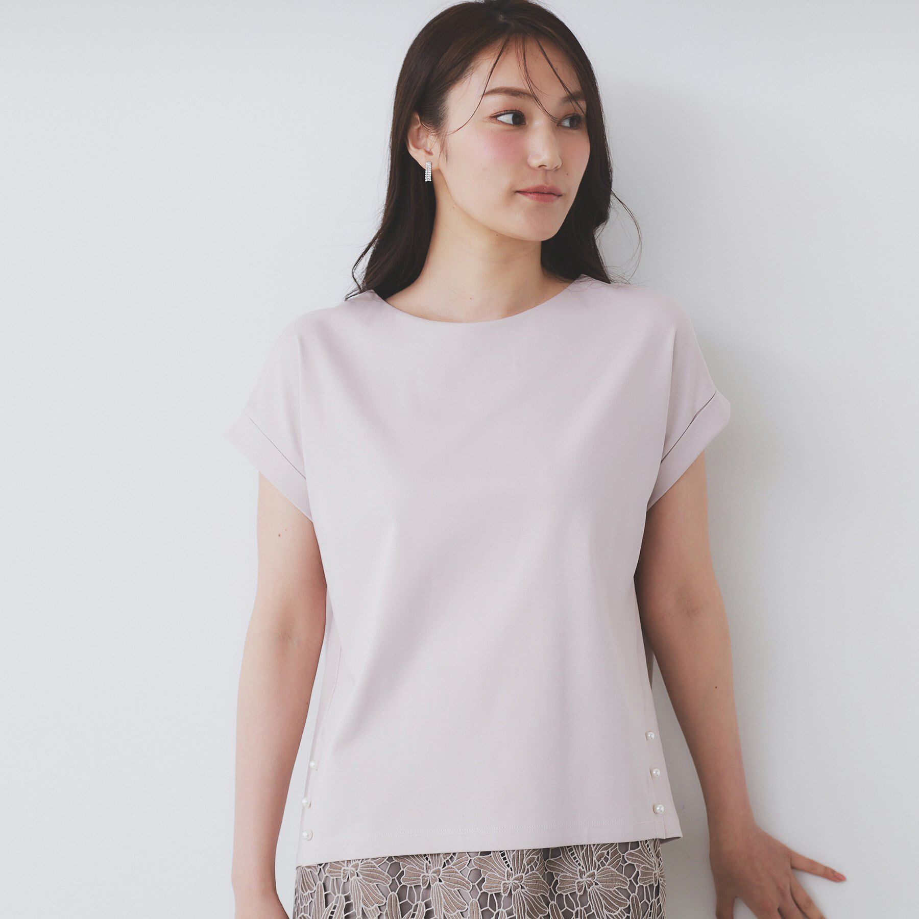 index「《S-3Lサイズ》サイドパール調ボタンボクシートップス【洗濯機洗い可/UVケア/接触冷感】」|Tシャツ・カットソー|