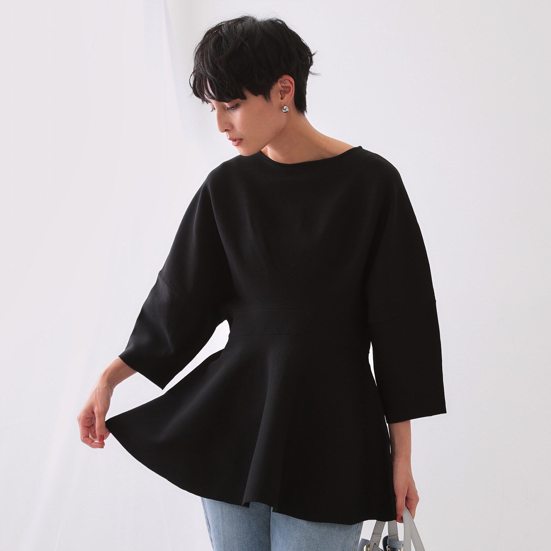 OPAQUE.CLIP「ランタンスリーブペプラムデザインニット【洗濯機洗い可/抗ピル】」|ニット・セーター|ブラック(019)