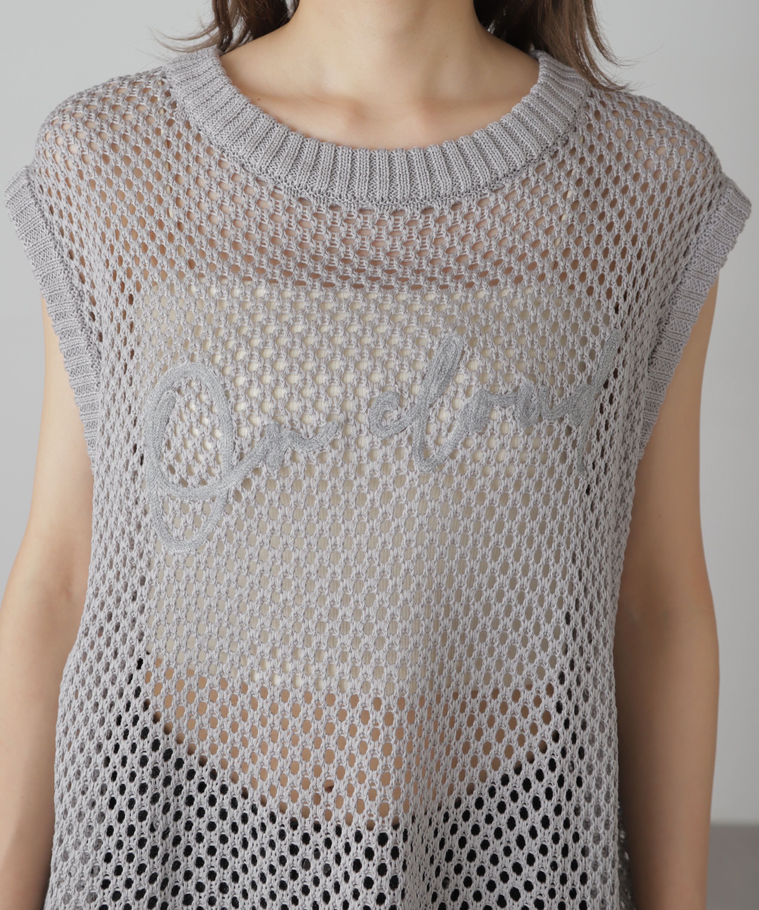  「メッシュロゴニットベスト」|ニット・セーター|