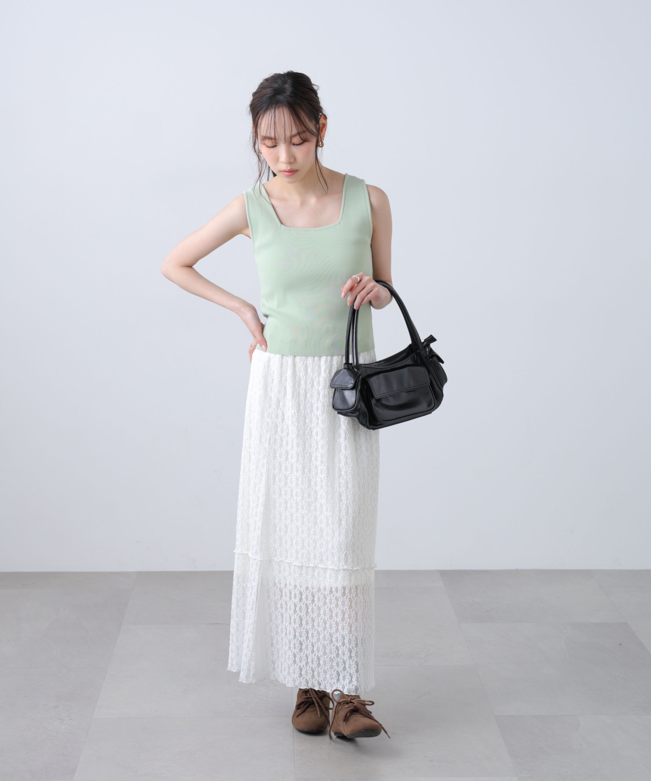  「総針スクエアネックタンクニット」|ニット・セーター|