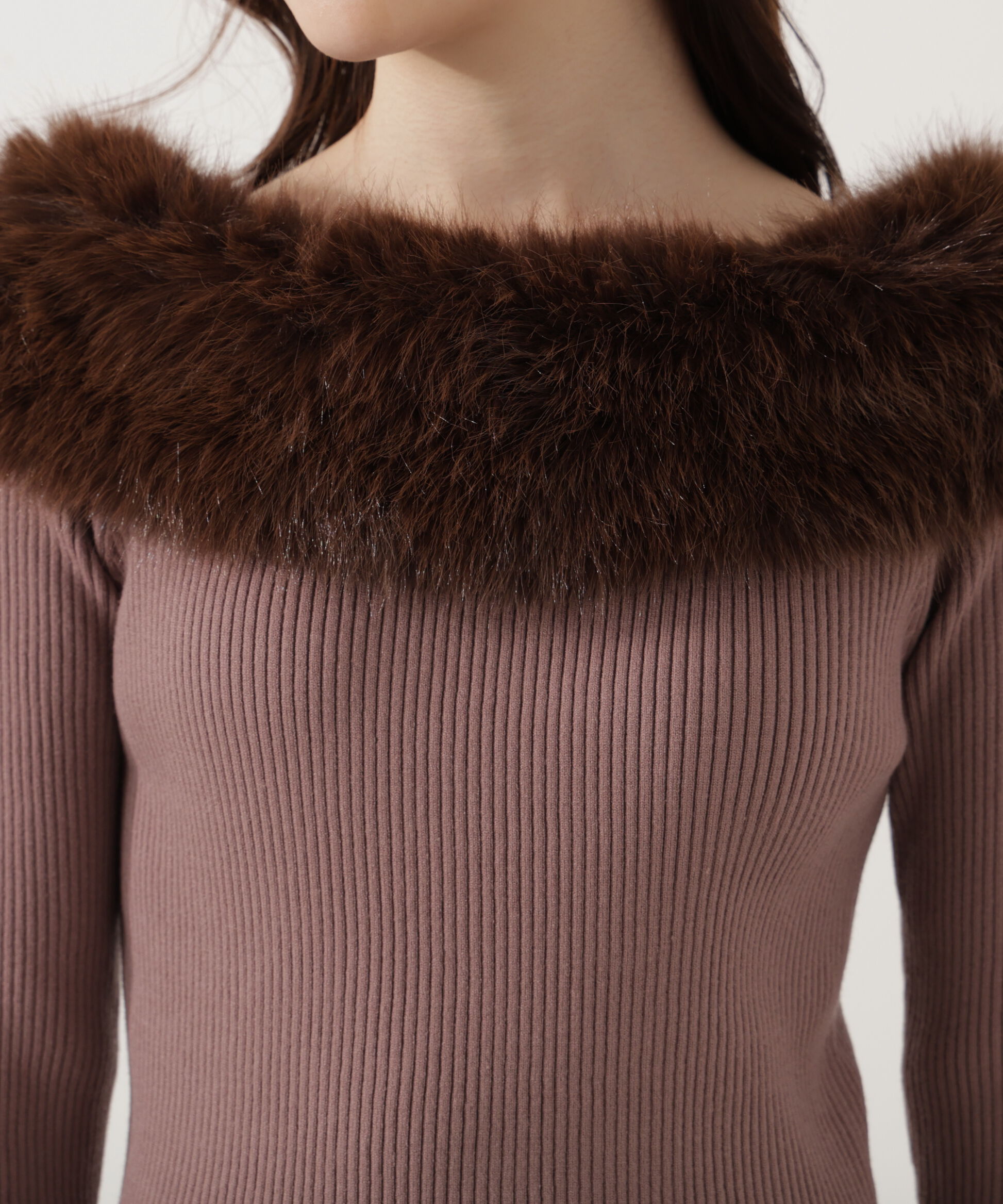 PROPORTION BODY DRESSING「フェイクファー付きオフショルニット 25AW」|ニット・セーター|