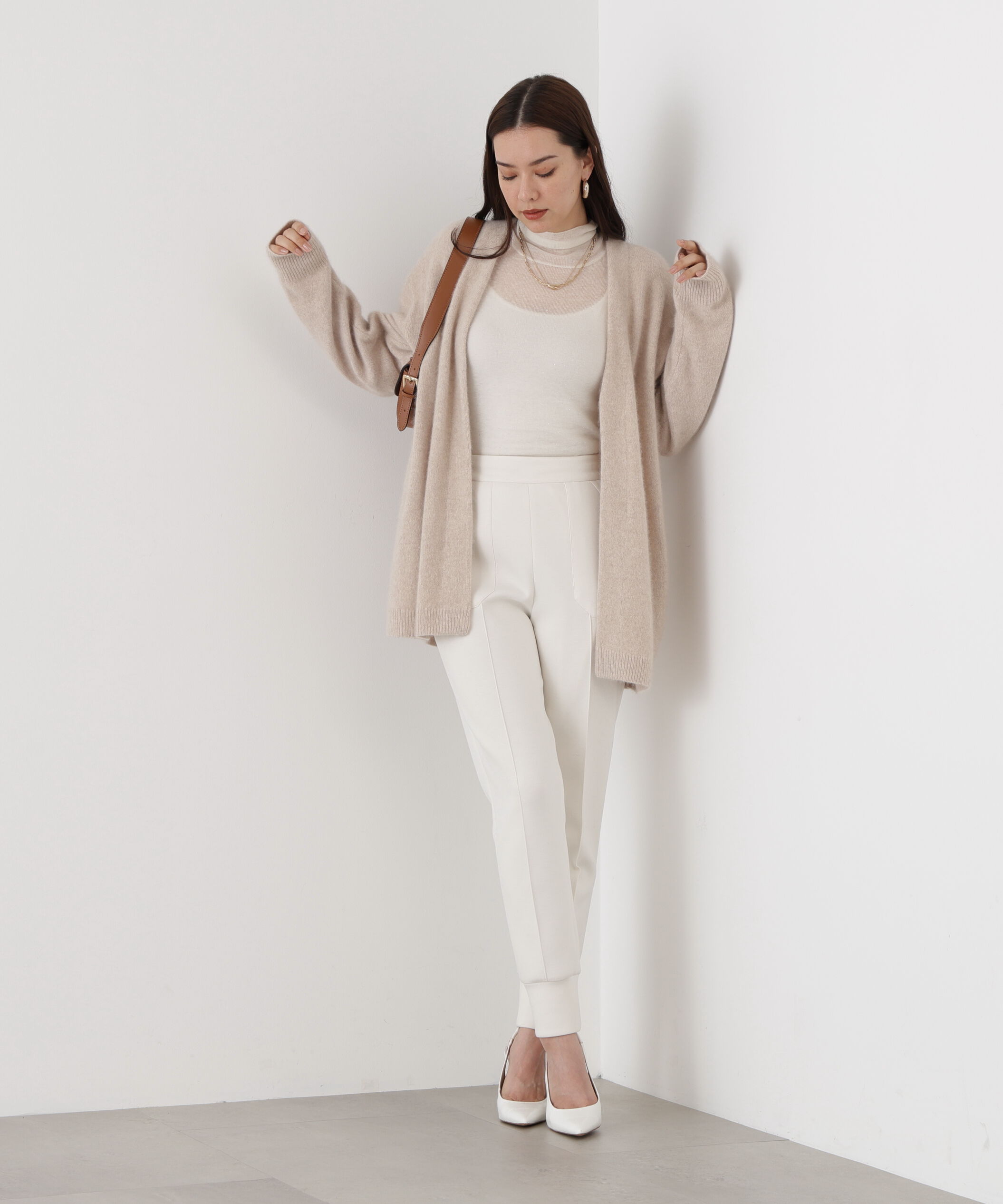  「エアリーウールVネックカーディガン」|その他|