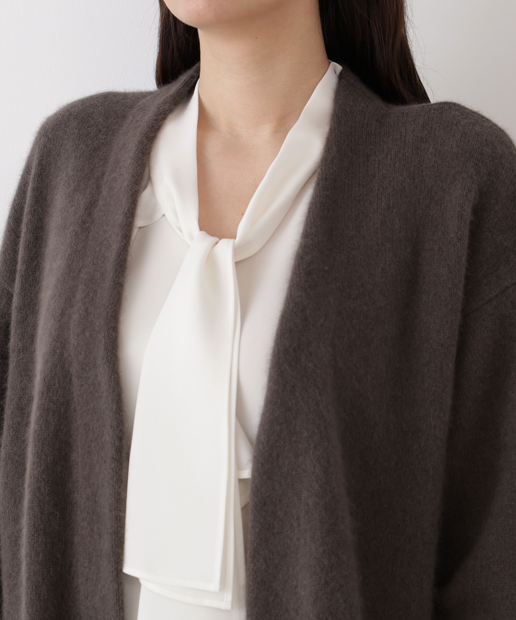  「エアリーウールVネックカーディガン」|その他|