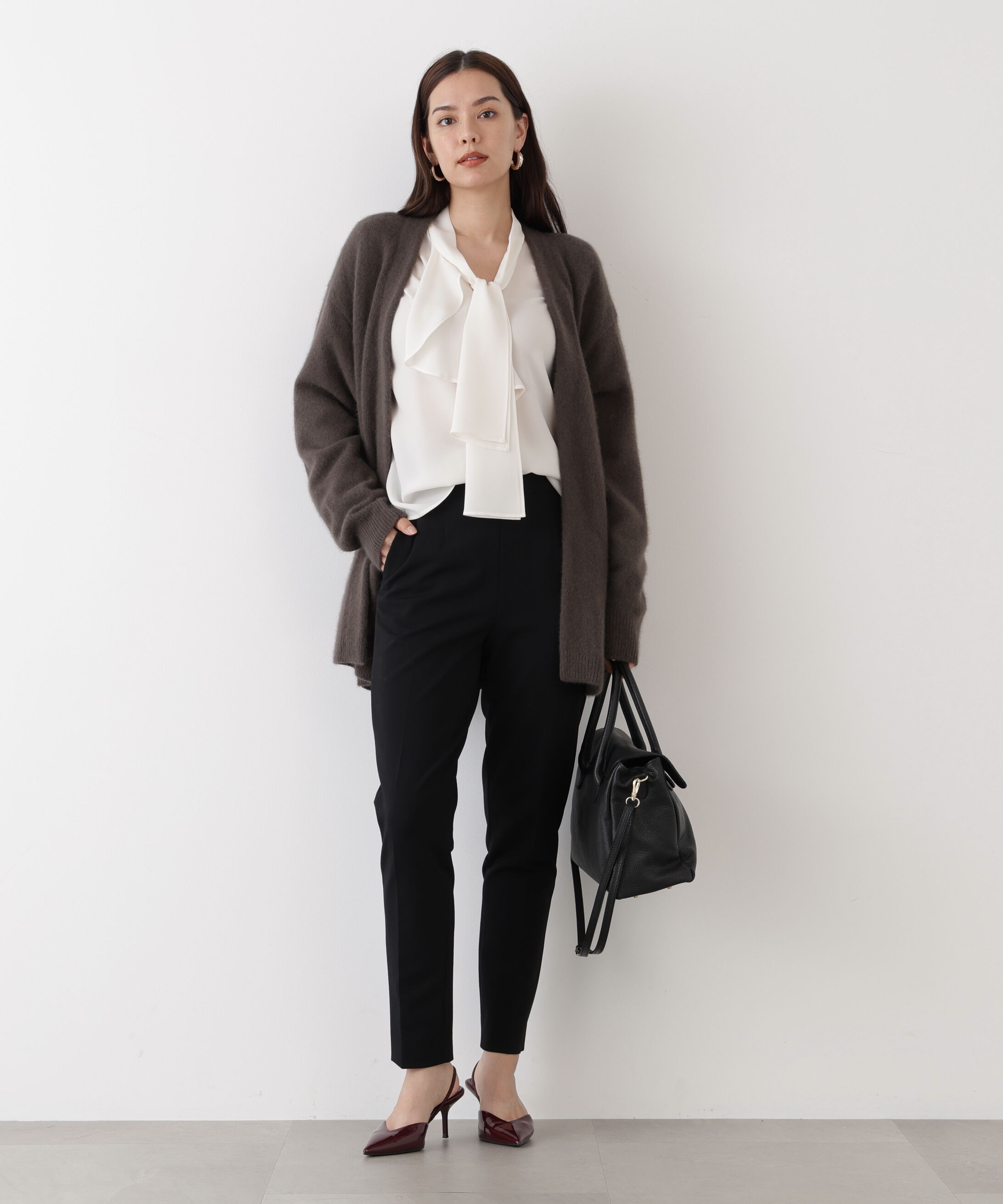  「エアリーウールVネックカーディガン」|その他|