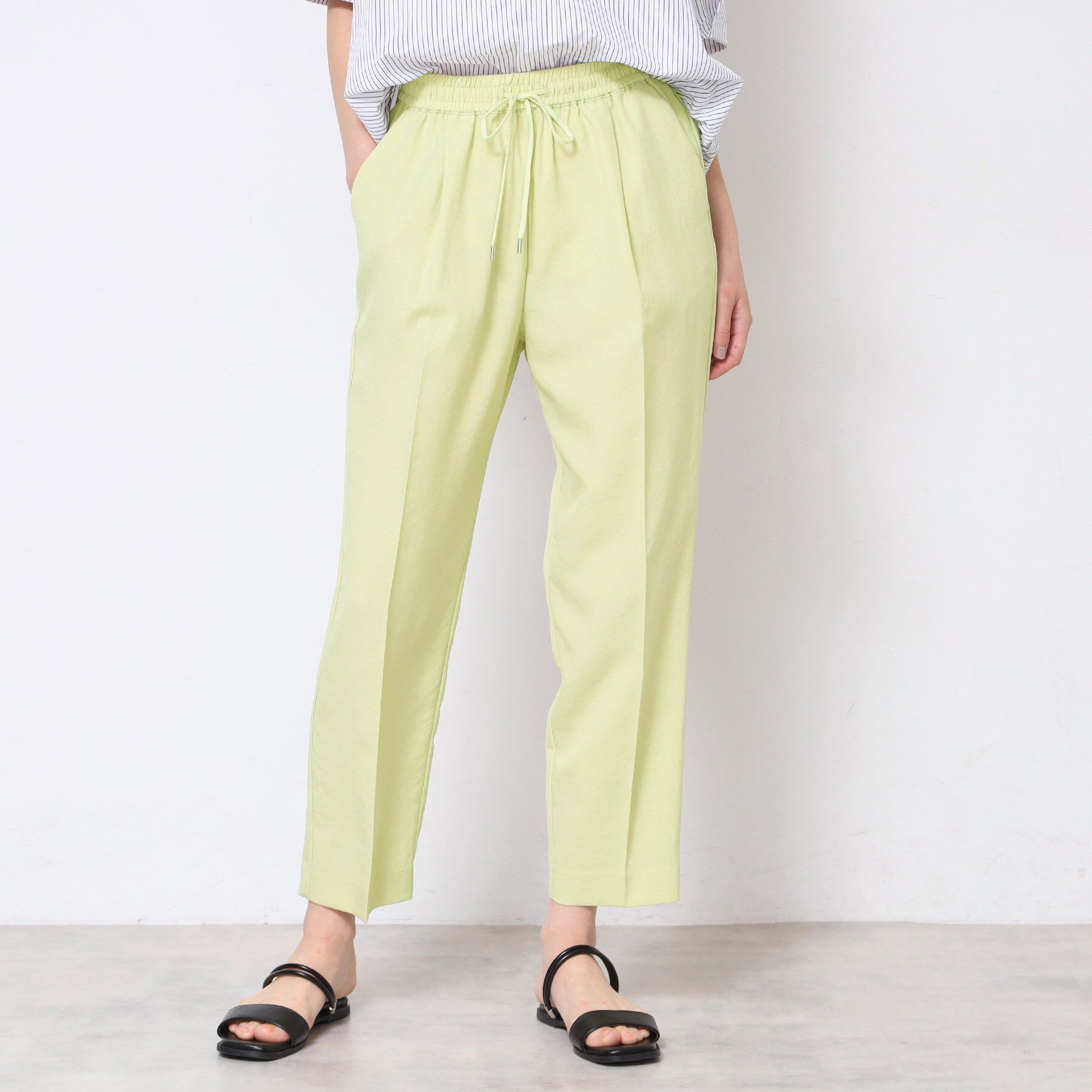 Dessin「【ウエストゴム・洗える】センターライン入りテーパードパンツ（XS～L）」|その他|