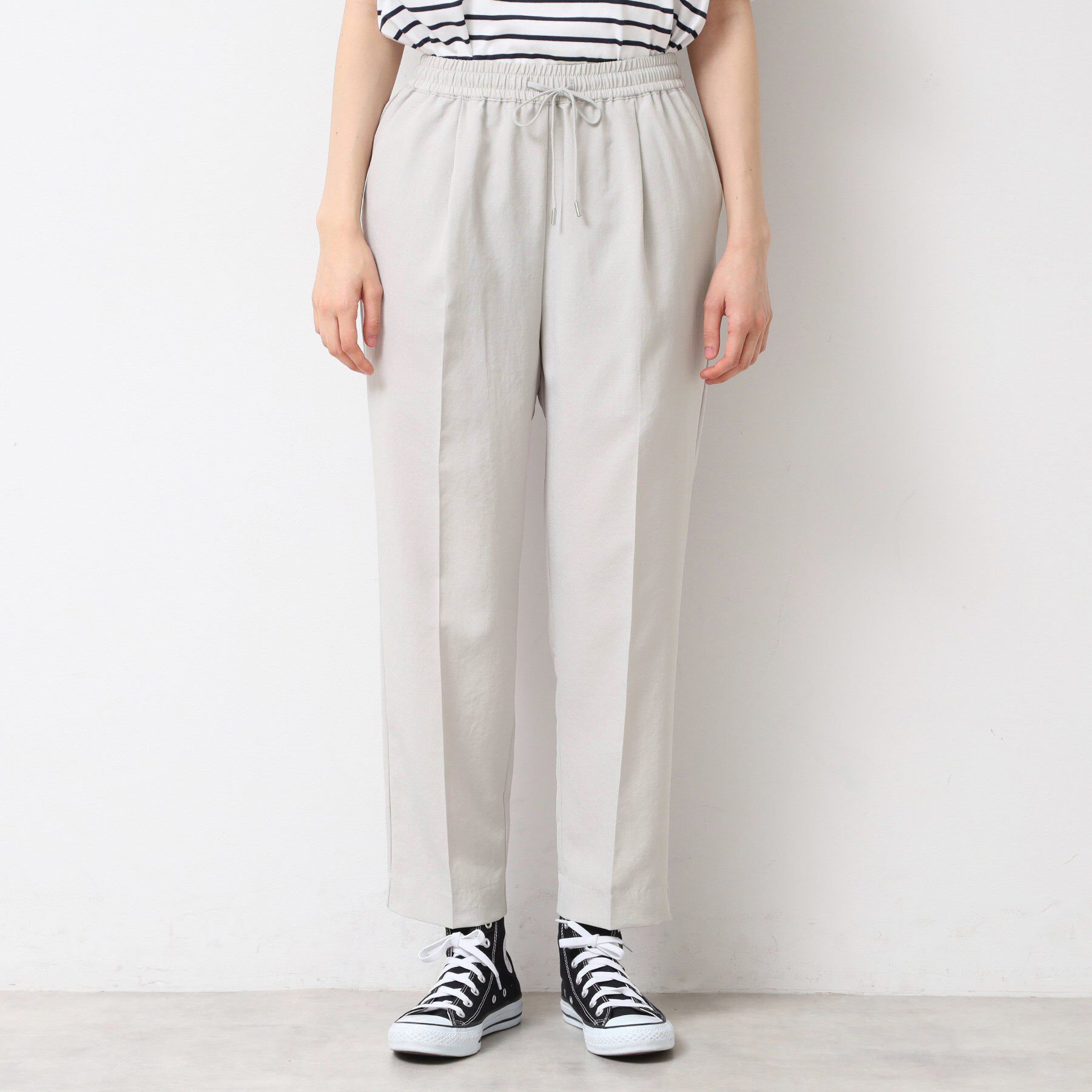 Dessin「【ウエストゴム・洗える】センターライン入りテーパードパンツ（XS～L）」|その他|