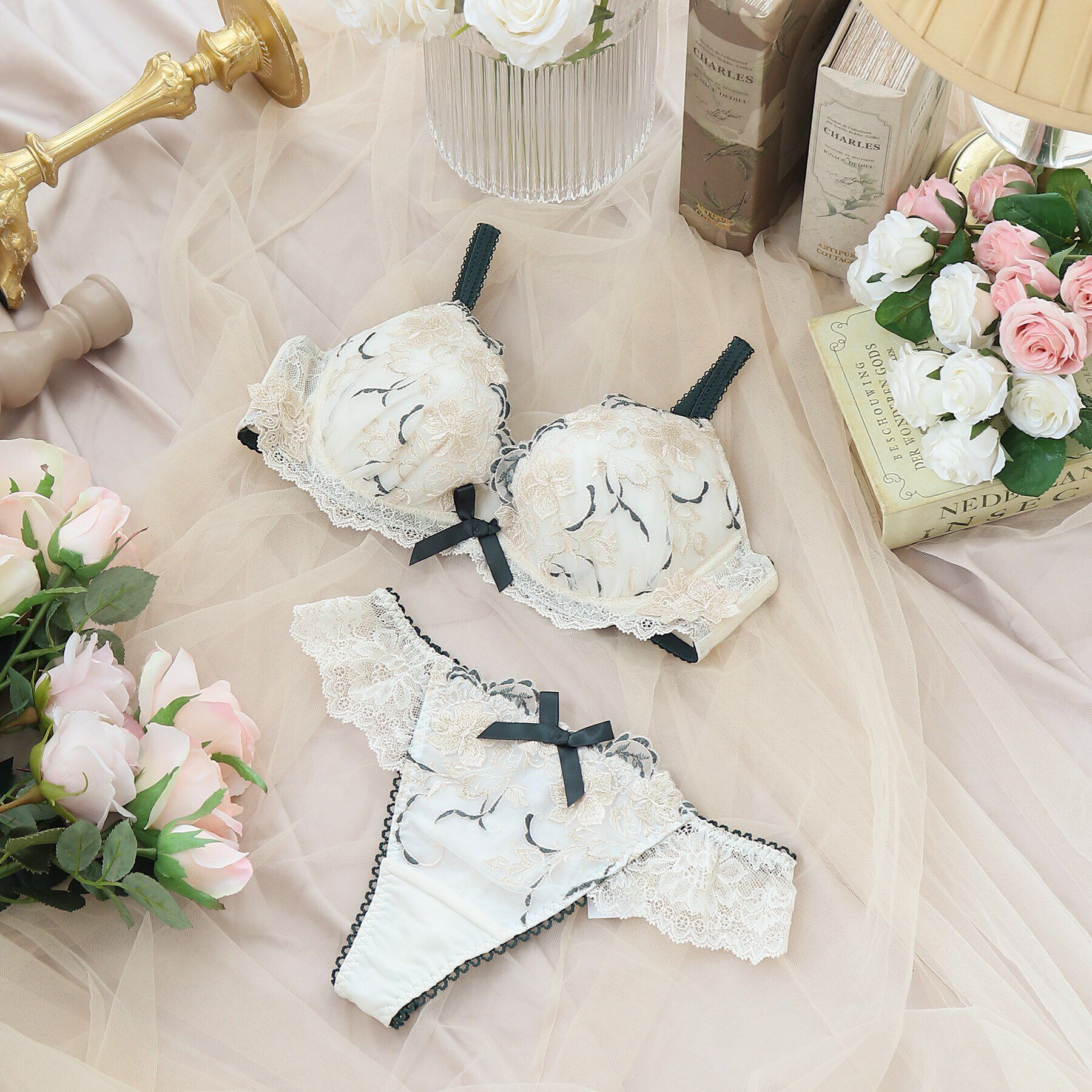 Risa Magli「マリカ Tバックショーツ」|インナー|