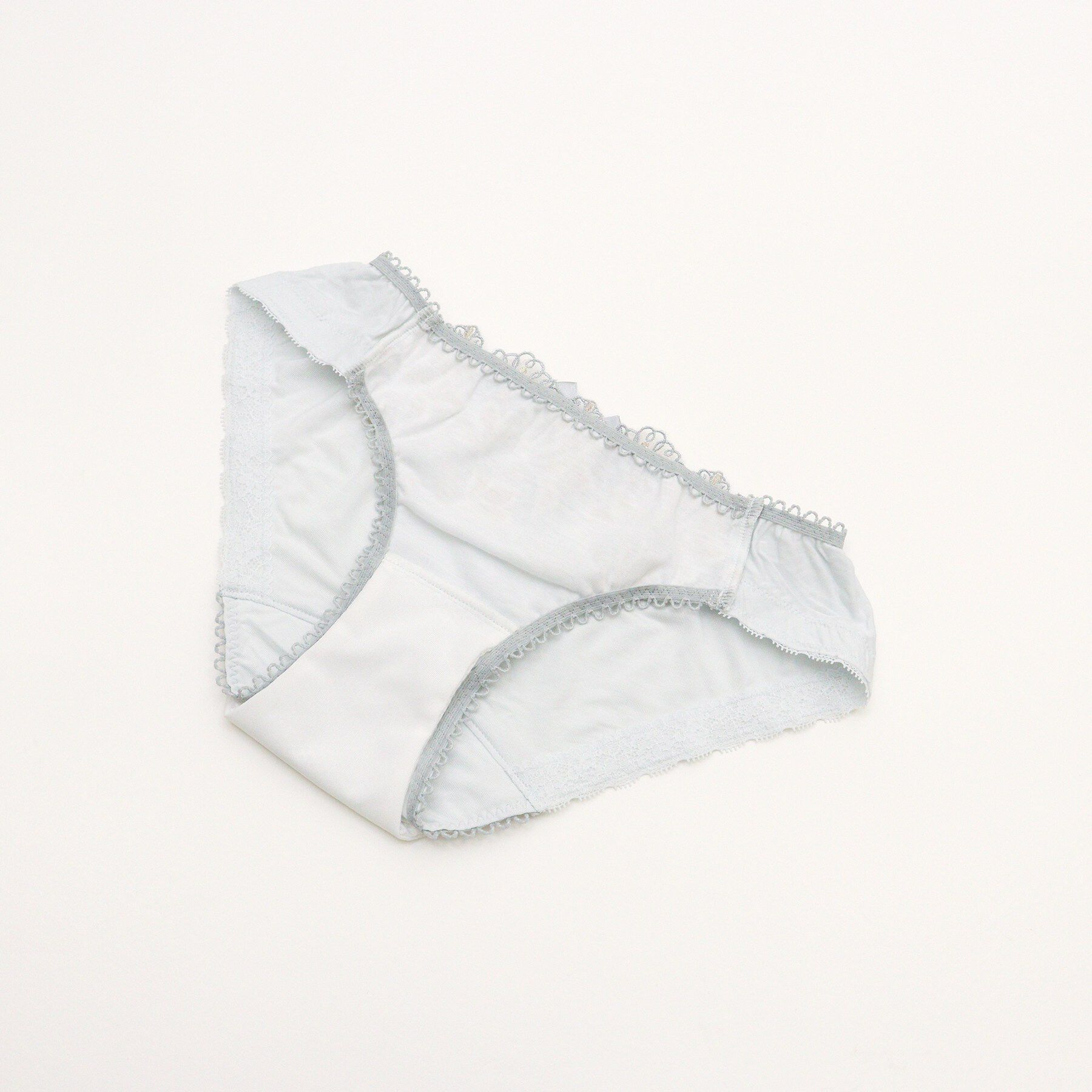 Risa Magli「リーゼル サニタリー」|インナー|