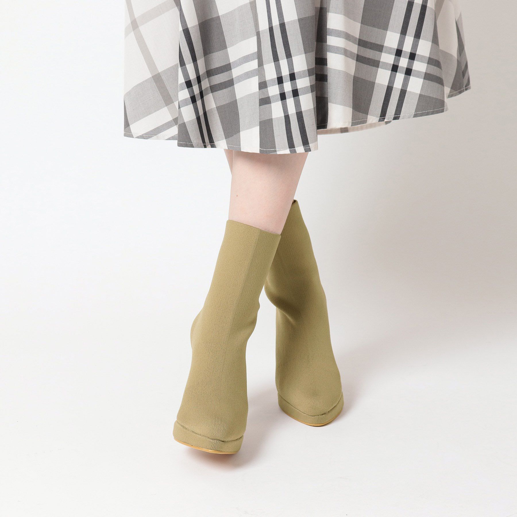 ESPERANZA「アーモンドトゥヒールストレッチニットショートブーツ 24SS」|ショートブーツ|