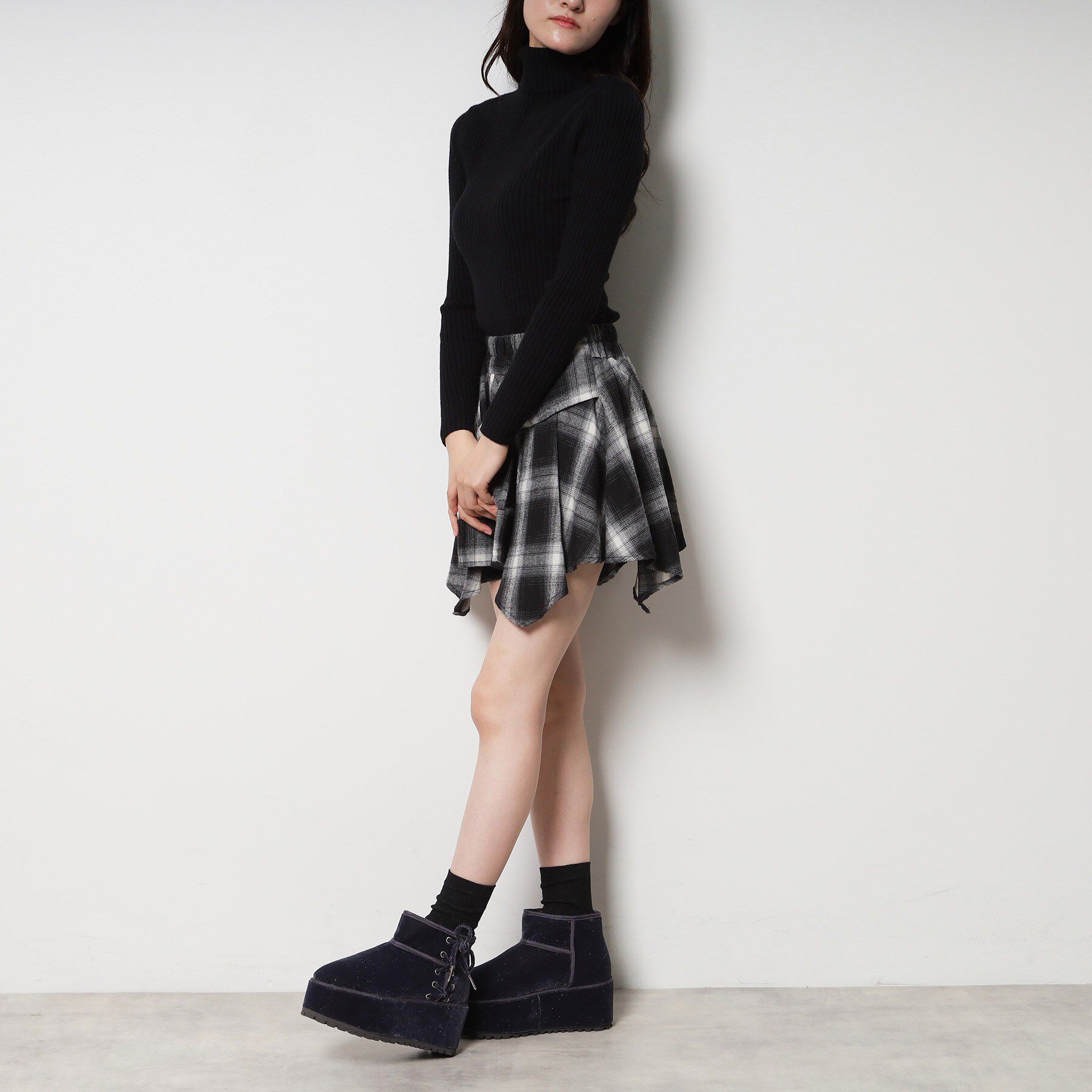 ESPERANZA「【EC先行販売】厚底レースアップリボンフェイクムートンブーツ」|ショートブーツ|