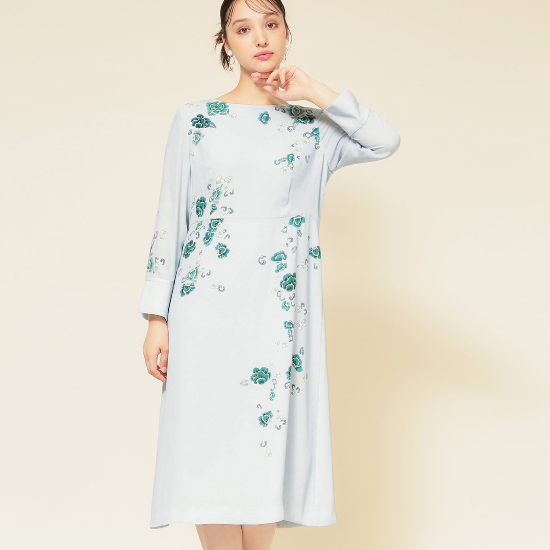 SunaUna「【co creation and yours／SS～L】花柄パネルワンピース」|ワンピース|ライトグレー(211