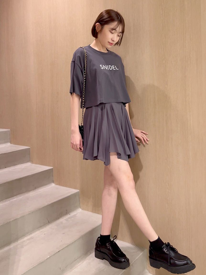 SNIDEL「SNIDELロゴTシャツ」|Tシャツ・カットソー|