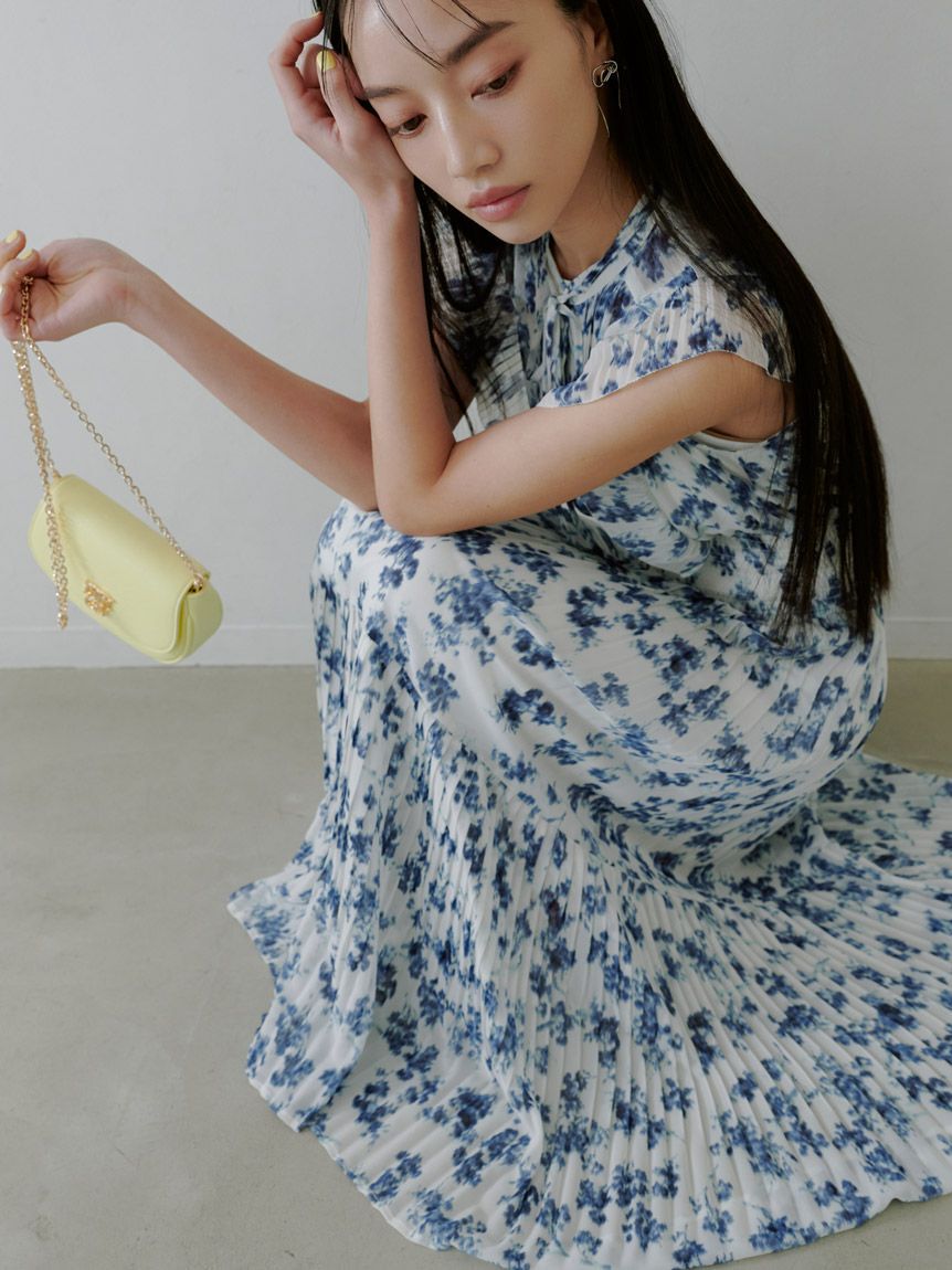 SNIDEL「ラウンドフラップミニショルダー」|ショルダー・メッセンジャー|