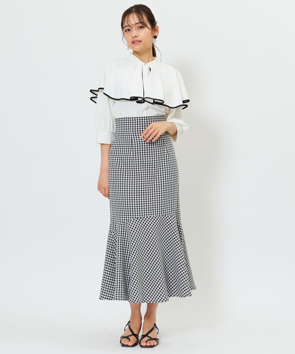 アンドクチュール「パイピングケープブラウス」|シャツ・ブラウス|