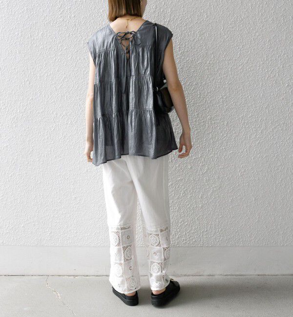 SHIPS any「SHIPS any:〈手洗い可能〉箔 ティアード レースアップ フレンチスリーブ ブラウス」|シャツ・ブラウス|