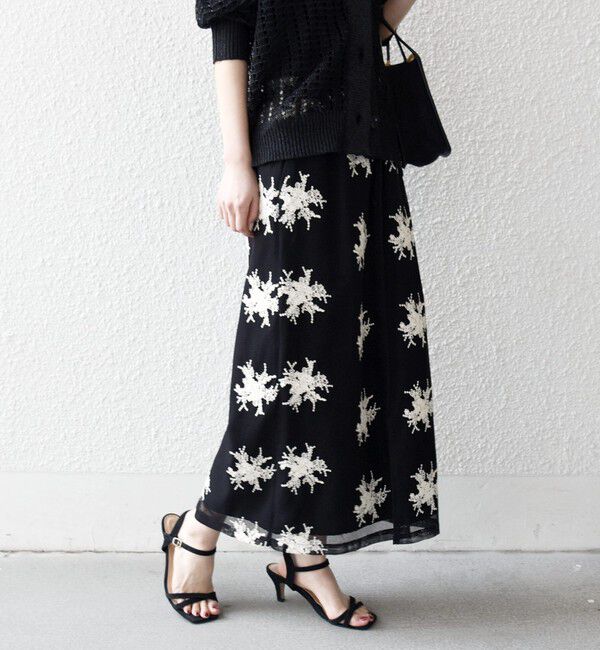 SHIPS any「《予約》SHIPS any:〈洗濯機可能〉メッシュ レース エンブロイダリー Iライン スカート」|タイト|