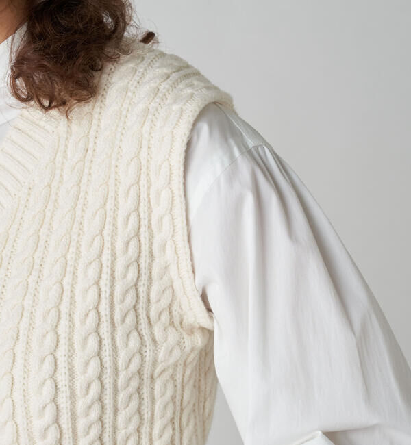 MACPHEE「ハイブリットコットンケーブル Vネックベスト」|ニット・セーター|