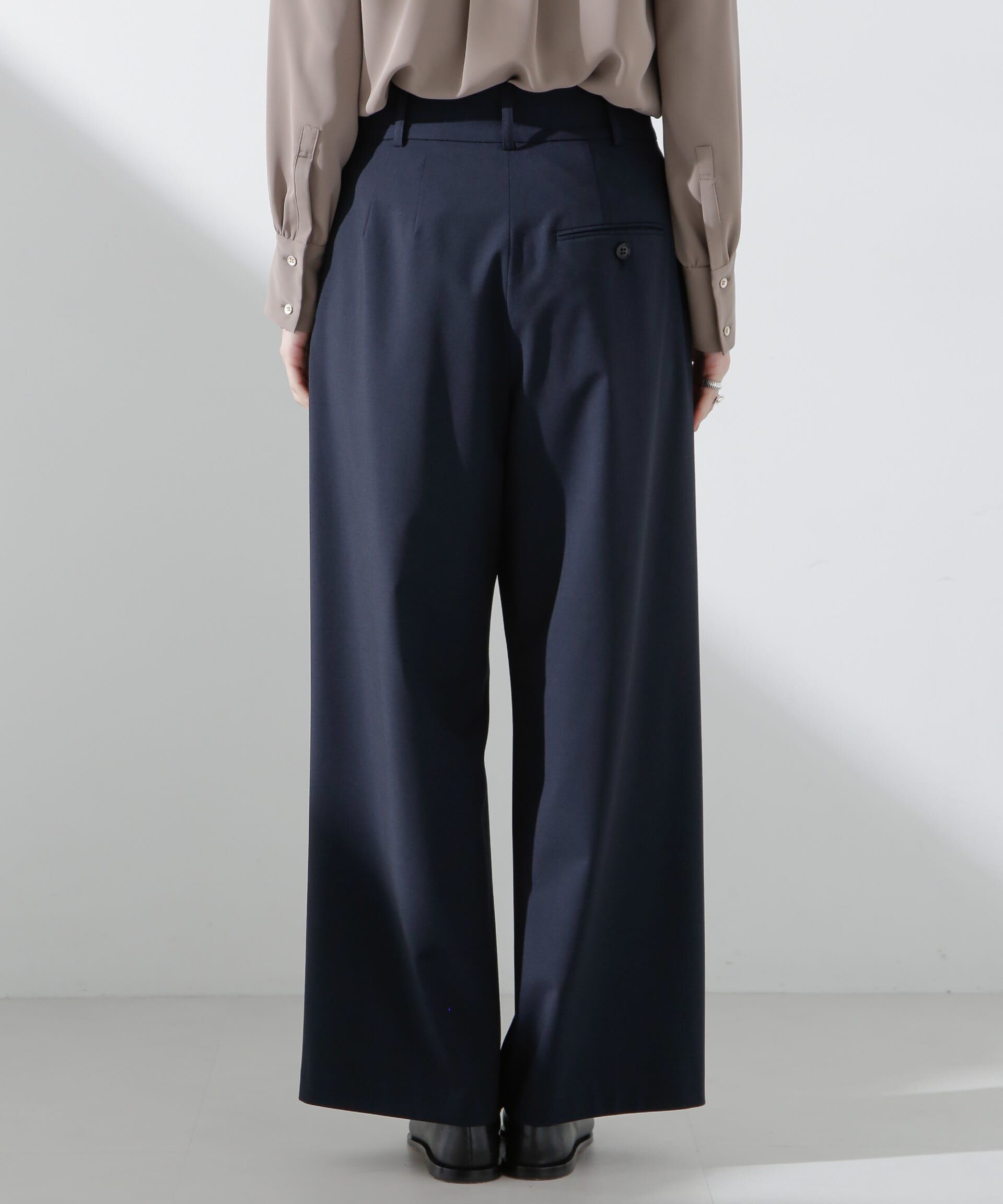 nano･universe「トロストレッチレイヤードタックワイドパンツ（セットアップ可）」|チノ|