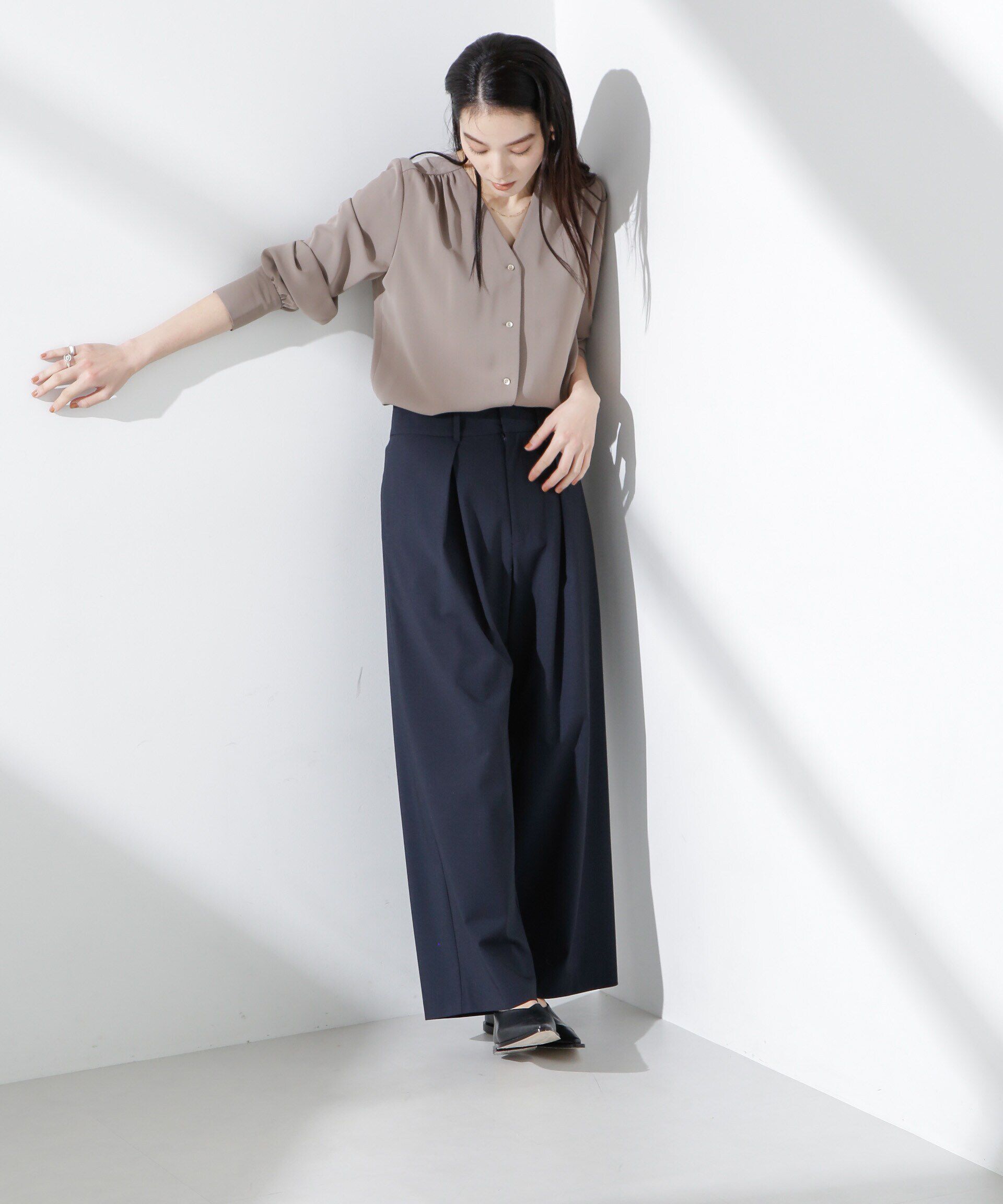 nano･universe「トロストレッチレイヤードタックワイドパンツ（セットアップ可）」|チノ|