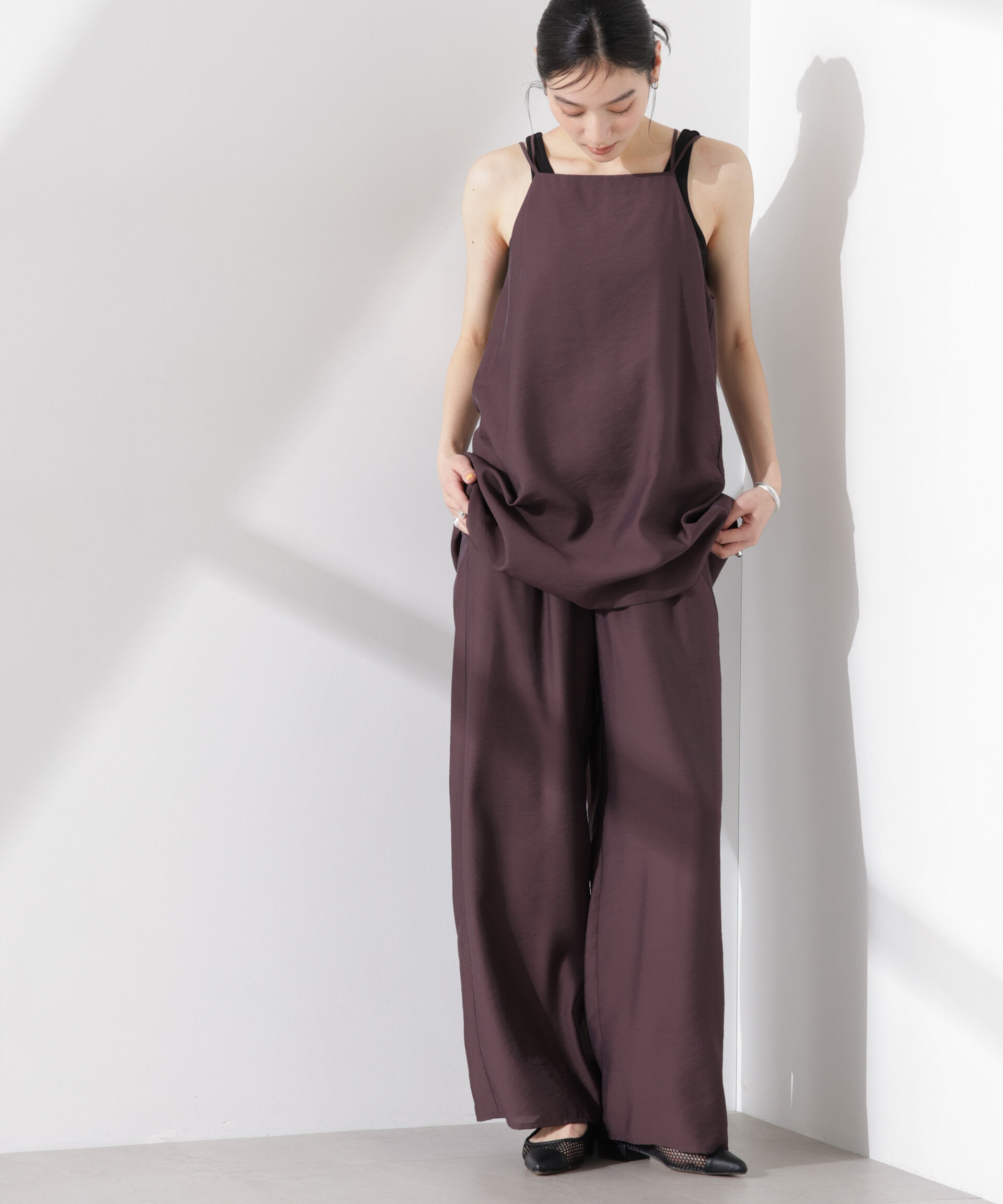 nano･universe「フリルワイドイージーパンツ（セットアップ可）」|チノ|