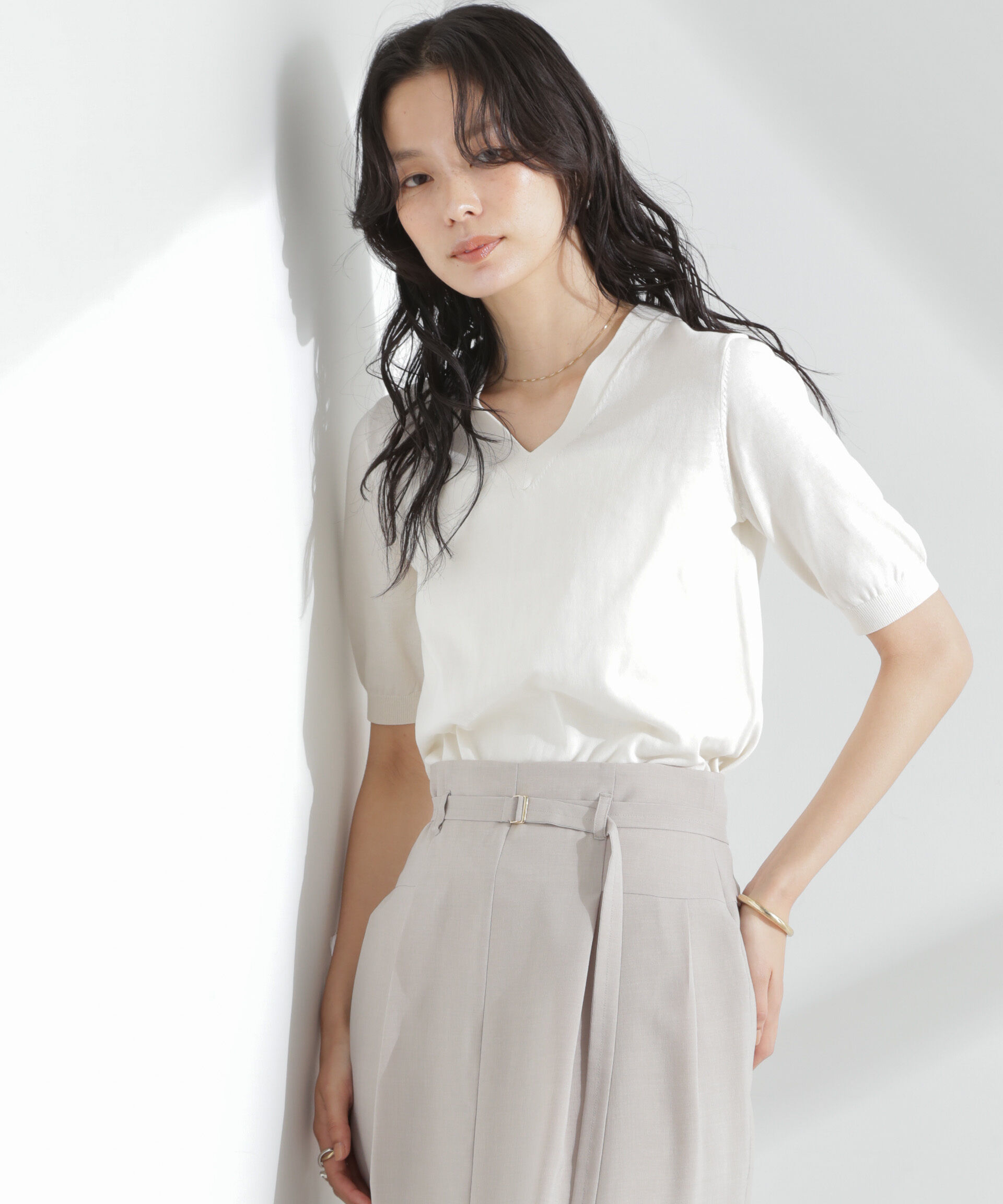 nano･universe「TEKNICO GIZAコットンVネックコンパクトニット」|ニット・セーター|