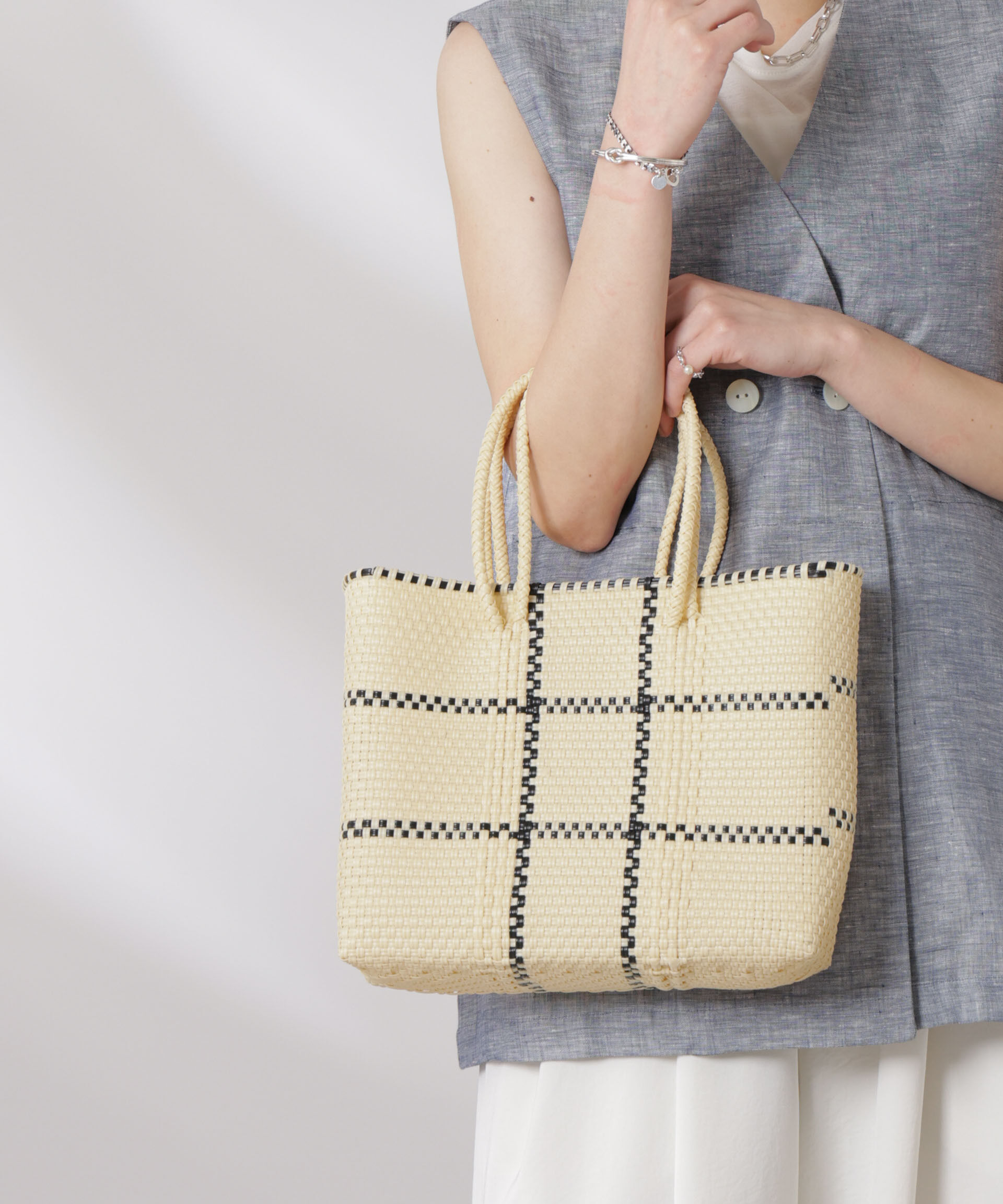 nano･universe「メルカドバッグ」|ショルダー・メッセンジャー|ベージュ