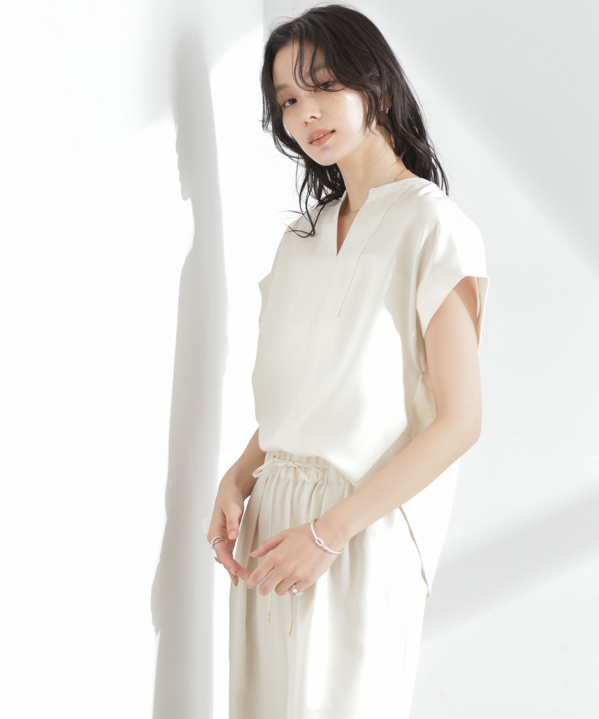 nano･universe「メランジドライ スキッパータックブラウス(セットアップ可)」|シャツ・ブラウス|