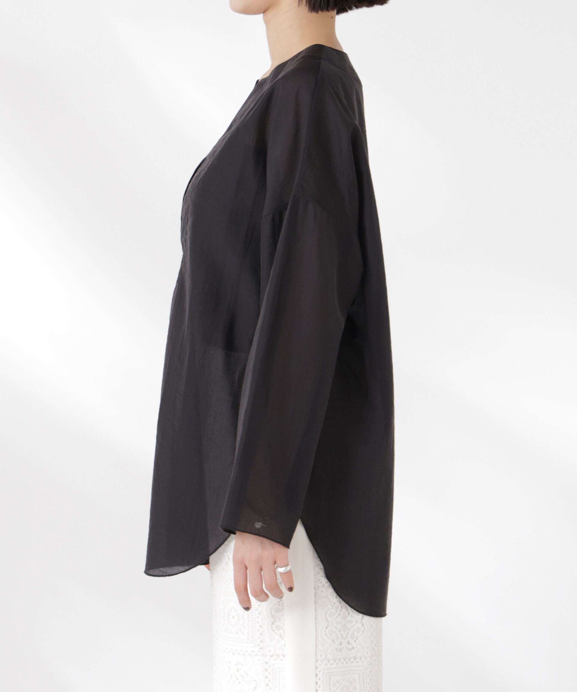 nano･universe「DeepVネックプルオーバーブラウス」|シャツ・ブラウス|