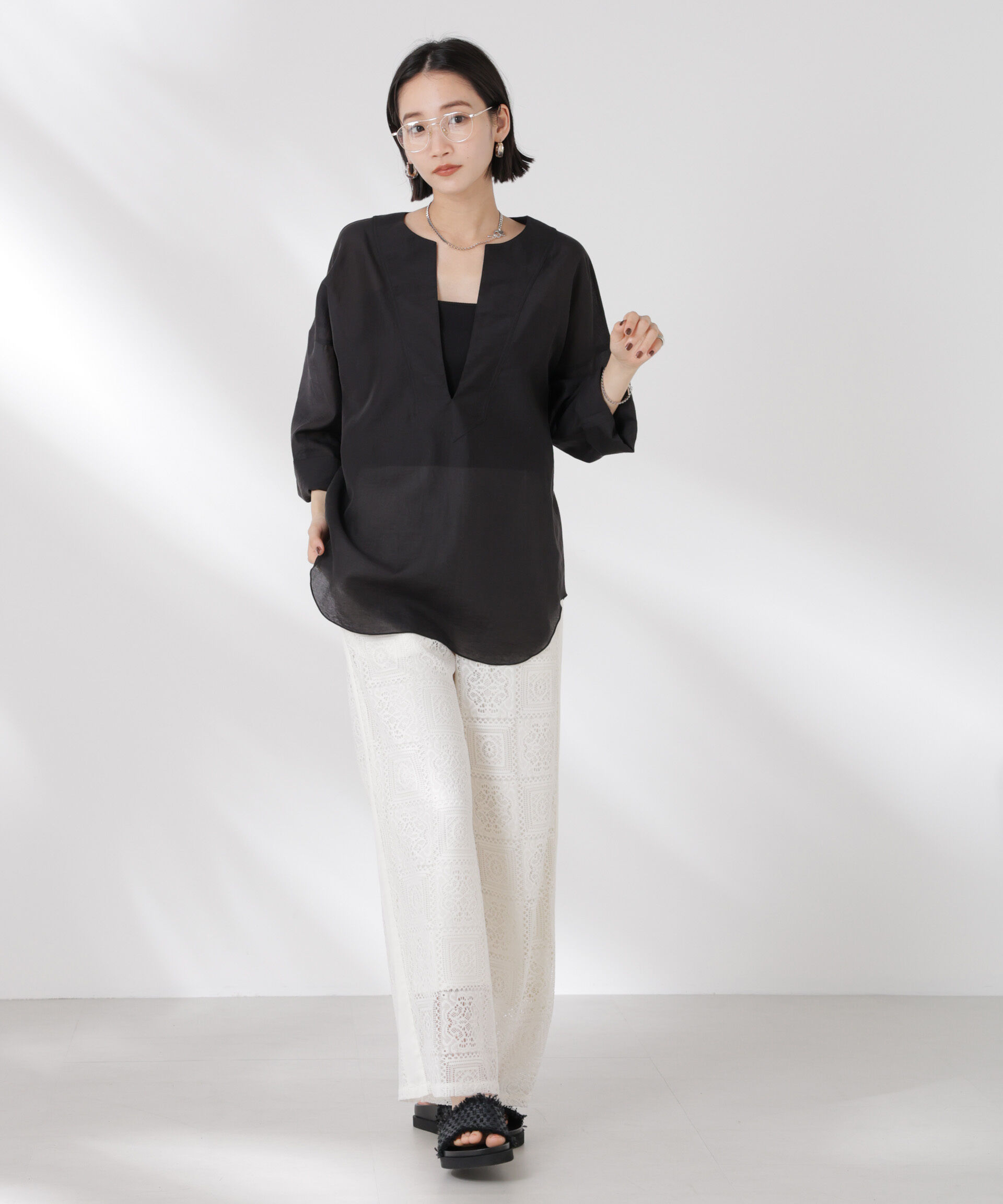 nano･universe「DeepVネックプルオーバーブラウス」|シャツ・ブラウス|