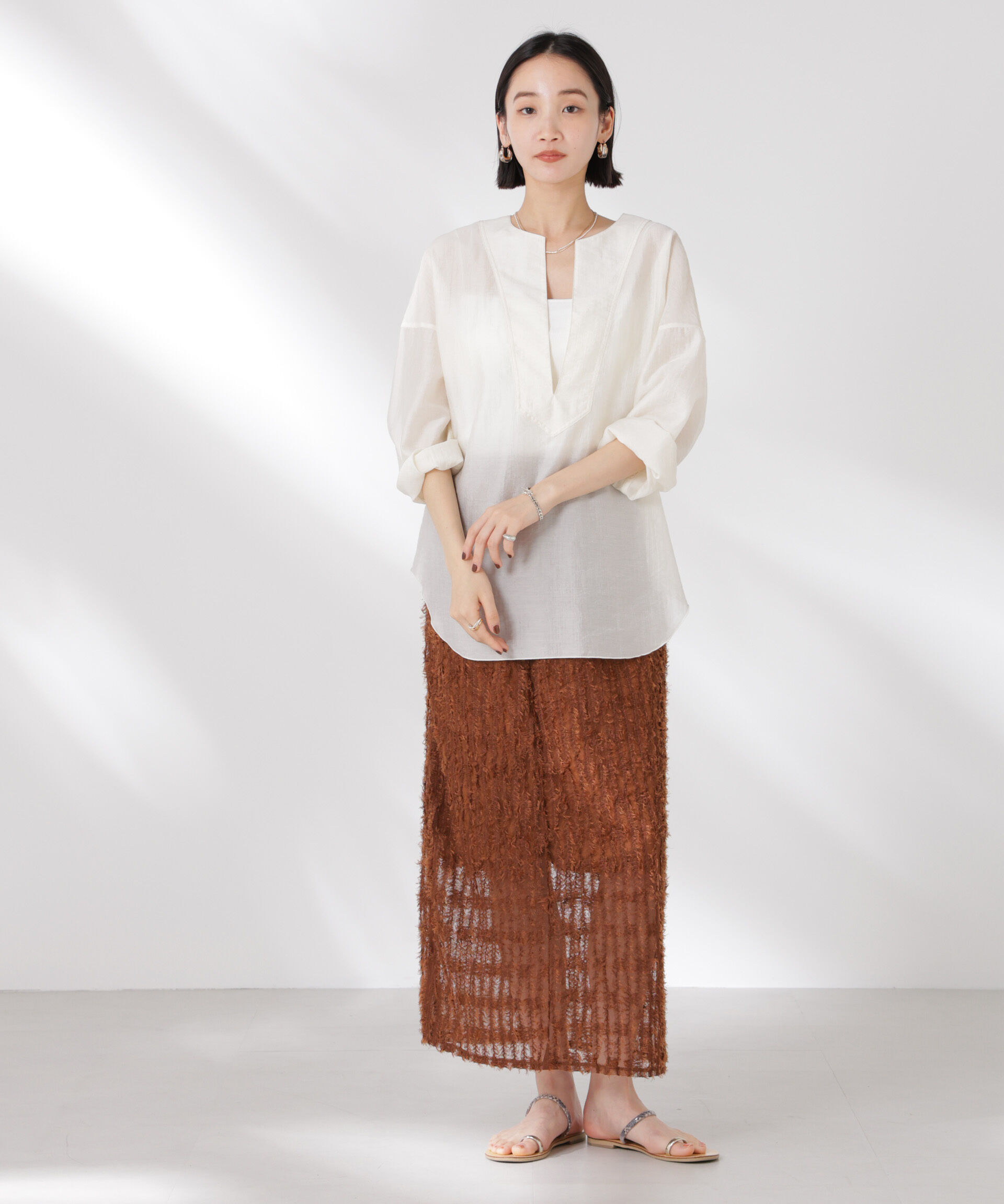 nano･universe「DeepVネックプルオーバーブラウス」|シャツ・ブラウス|