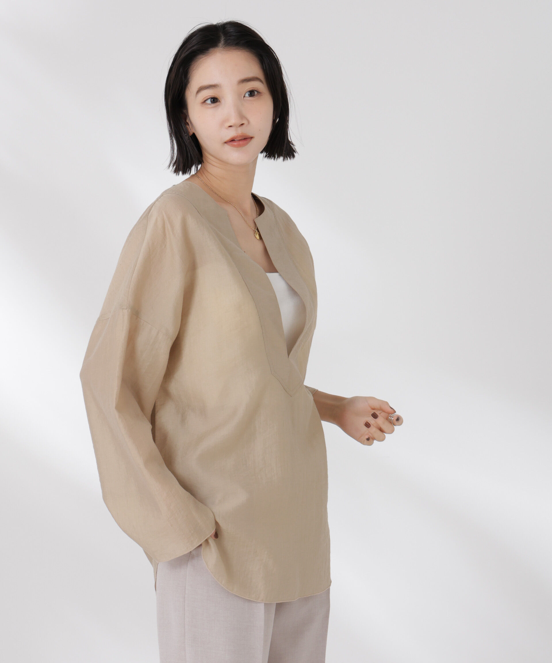 nano･universe「DeepVネックプルオーバーブラウス」|シャツ・ブラウス|