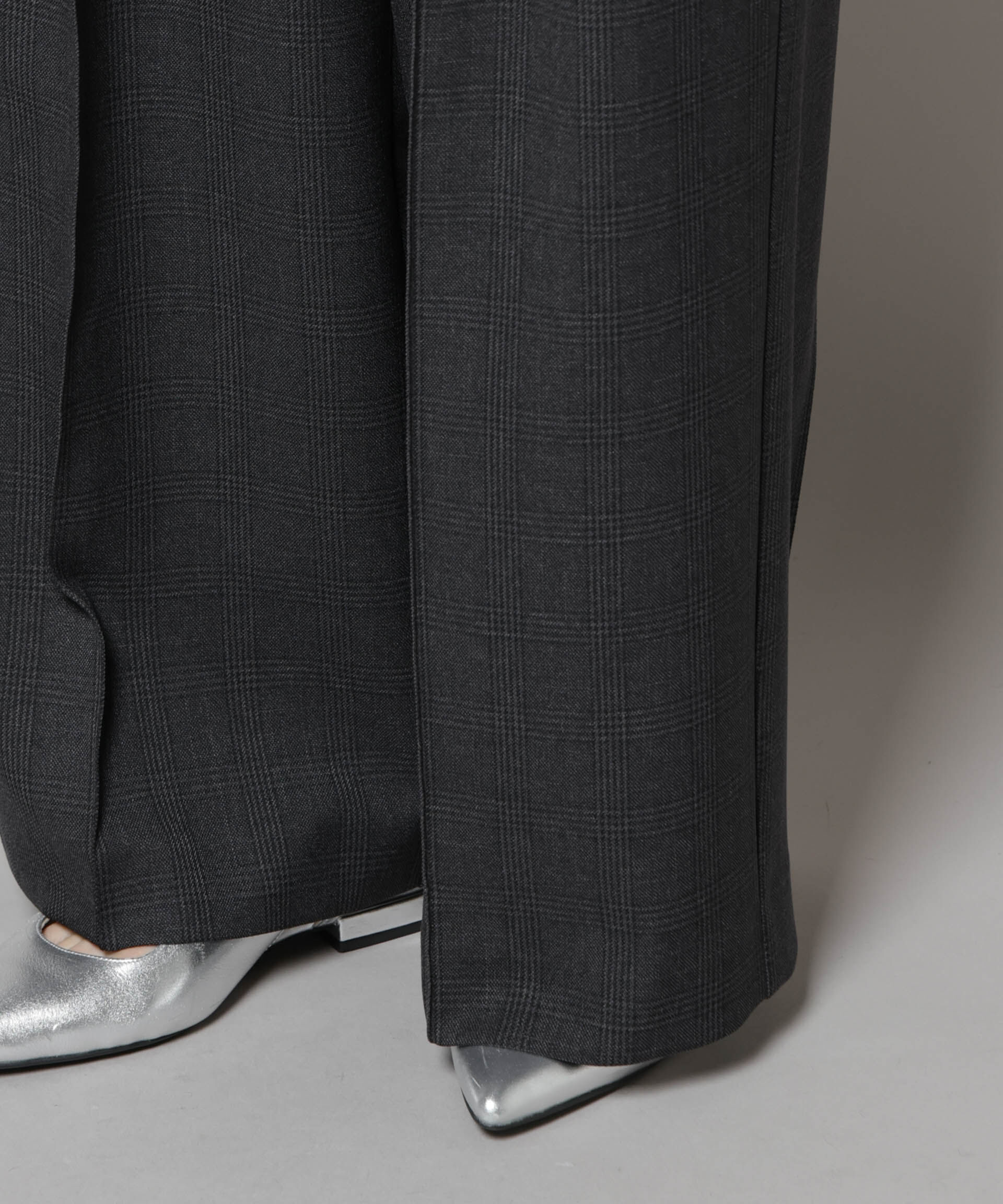 nano･universe「ストレッチサージチェックピンタックイージーワイドパンツ(セットアップ可)」|チノ|