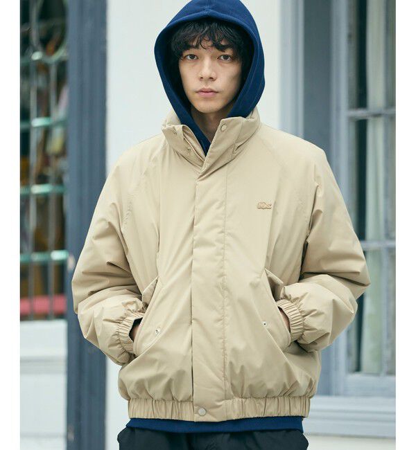 LACOSTE「撥水 防風 パデッド ボリュームテクニカルナイロンブルゾン」|ダウン|