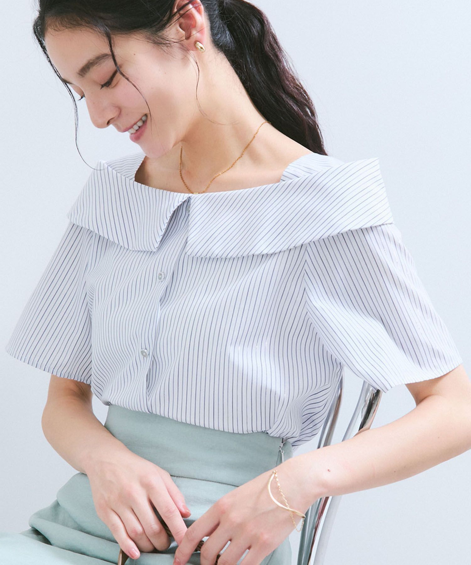VIS「【防シワ】ラメミックスオフショルダー風ストライプシャツ」|シャツ・ブラウス|ホワイト系(11)