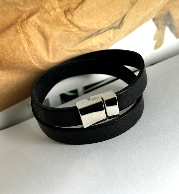  「マグネット留めレザーブレス」|その他|