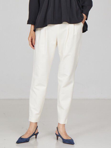 qualite「【大好評により今季も登場】2WAYバックピーチタックパンツ」|その他|オフホワイト