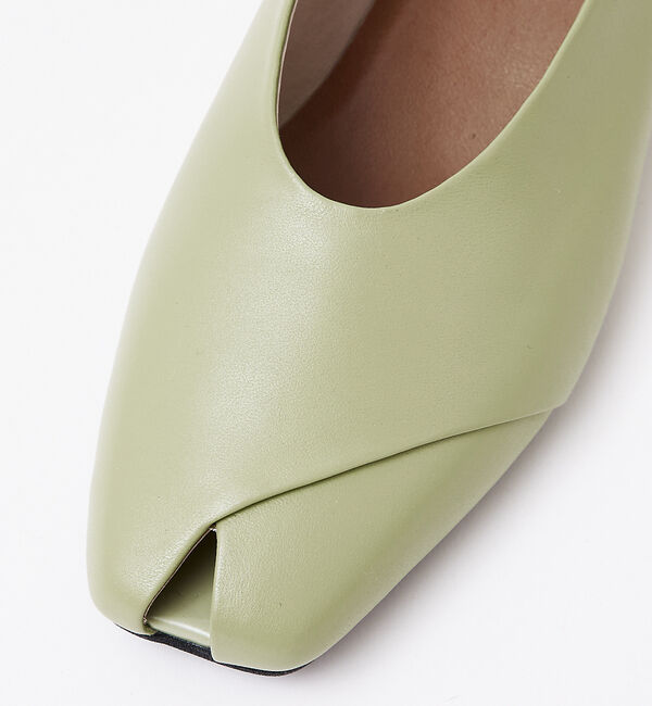 AU BANNISTER「ピープトゥリボンソフトシューズ」|パンプス|