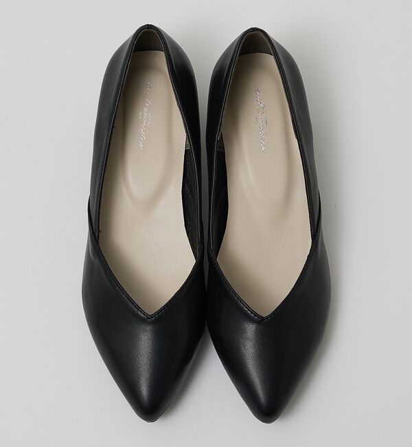 AU BANNISTER「【販売店舗限定】Vカットパンプス」|パンプス|